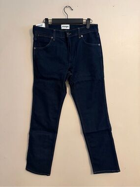 Wrangler Men's Navy Slim Straight Jeans